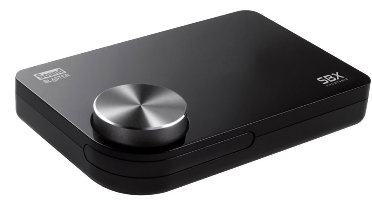 Creative Sound Blaster X-Fi Surround 5.1 Pro звуковая карта70SB109500007 Creative Sound Blaster X-Fi Surround 5.1 Pro звуковая карта70SB109500007Звуковая плата Sound Blaster X-Fi Surround 5.1 Pro превратит ваш ПК или ноутбук в систему развлечений 5.1 с технологией SBX Pro Studio и пультом ДУ. Плата легко устанавливается и вместо низкокачественных встроенных аудиокомпонентов предоставляет превосходные возможности подключения, а также позволяет использовать пульт ДУ. Регулятор громкости, входы для наушников и микрофона гарнитуры удобно расположены под рукой. Технология SBX Pro Studio разработана специально для обеспечения столь же прекрасного звучания, какое можно услышать на концерте, в кинотеатре или звукозаписывающей студии. Технология Dolby Digital Live позволяет подключить декодер одним кабелем для воспроизведения звука 5.1 из любого источника, а программа PowerDVD (загружается бесплатно) с поддержкой Dolby и DTS превратит ваш ПК в домашний кинотеатр.Высококачественный позолоченный стереоразъем RCA и оптический цифровой выход для наилучшего воспроизведения звука, а также удобно расположенные гнезда для подключения наушников и микрофона при общении в интернет-чате.Компактный инфракрасный пульт ДУ с кнопками отключения звука и регулировки громкости позволяет управлять воспроизведением музыки в комнате.Технология SBX Pro Studio обеспечивает богатейшее звучание музыки, фильмов и игр, точно передавая оригинальный звук и задумки его создателей.Варианты подключения (основные):Выход для наушников: 1 разъем 3,5 ммЛинейный выход: 2 разъема RCA (Л/П) 1 разъем 3,5 мм (задняя колонка) 1 разъем 3,5 мм (центральная колонка/сабвуфер)Линейный вход: 1 разъем 3,5 ммВход микрофона: 1 разъем 3,5 ммОптический выход: 1 TOSLINKЗвуковой процессор: X-FiОтношение сигнал/шум: 100 дБМаксимальный выходной уровень каналов: 5.1-канальныйАудиотехнологии: X-Fi, SBX Pro Studio, Dolby Digital TechnologyПоддерживаемые операционные системы: Windows 10/8/7/Vista SP1 и выше/XP SP2 и выше