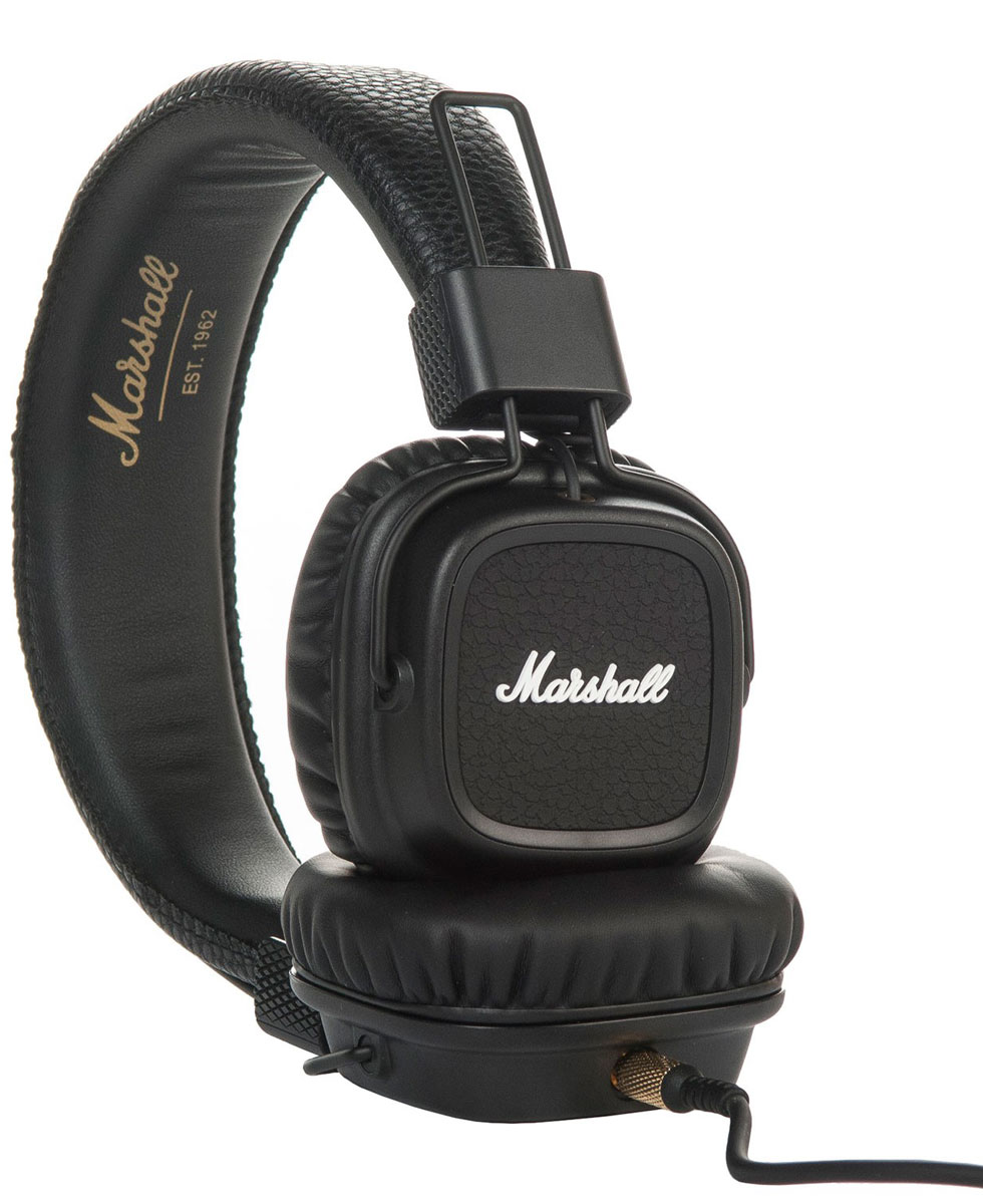 Marshall Major II, Black наушники7340055309851 Marshall Major II, Black наушники7340055309851Встречайте Marshall Major II - второе поколение легендарных наушников! Более глубокие басы, четкие высокие частоты, низкий уровень искажений и улучшенная эргономика - разработчики Marshall постарались на славу.Важная особенность данной модели - полностью отсоединяемый кабель, который можно подключать как с левой стороны, так и с правой. Шнур оснащен микрофоном и пультом управления, что позволяет вам всегда оставаться на связи. На каждой чаше находится разъем 3,5 мм, к которому можно подключить динамики или другие наушники. Делитесь своей музыкой в любом месте и в любое время.Ставший классикой дизайн Major теперь приобрел округлые формы и более прочное виниловое покрытие. В остальном Marshall остался верен себе: логотип на чашках наушников, металлические детали золотого цвета и характерная складная конструкция.