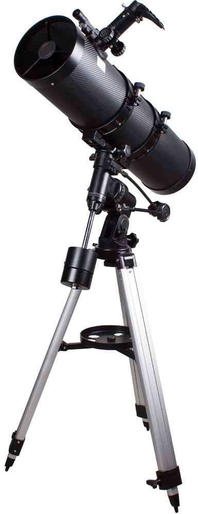 Bresser Pollux 150/1400 EQ2 телескоп26054 Bresser Pollux 150/1400 EQ2 телескоп26054Телескоп Bresser Pollux 150/1400 EQ2 – это рефлектор Ньютона, оснащенный встроенной линзой Барлоу. Поэтому при его большом фокусном расстоянии (1400 мм) длина трубы остается достаточно короткой и удобной для транспортировки. Телескоп можно смело назвать универсальным инструментом – благодаря апертуре в 150 мм, он собирает достаточное количество света, чтобы можно было наблюдать множество слабых объектов неба – туманностей, звездных скоплений и галактик. В то же время, с Bresser Pollux Вы также сможете наблюдать планеты Солнечной системы, яркие кометы и звезды до 13 звездной величины, в том числе двойные. Максимально полезное увеличение телескопа составляет 300 крат.\Экваториальная монтировка EQ-2 позволяет быстро навести телескоп на интересующий небесный объект и сопровождать его суточное движение вращением ручки тонких движений. Устойчивая тренога, на которую устанавливается телескоп, имеет столик для принадлежностей для удобного расположения во время наблюдений дополнительных окуляров, фильтров, различных оптических принадлежностей, и быстрого доступа к ним при необходимости. Большая часть этих аксессуаров идет в базовой комплектации телескопа. Для удобства поиска объектов имеется оптический искатель, устанавливаемый параллельно главной трубе.Окуляры Plossl, которыми комплектуется данная модель, достаточно универсальны и дают хорошие результаты при любых наблюдениях. Они обеспечивают качественное и яркое изображение без существенных искажений по всему полю зрения. Возможна комплектация этого телескопа РС-окуляром, передающим изображение на персональный компьютер (приобретается дополнительно). С помощью компактной цифровой камеры, расположенной за окуляром, можно делать снимки Луны и ярких планет. Благодаря сравнительно небольшим размерам и весу телескоп без труда можно вывезти за пределы города и в полной мере насладиться красотой звездного неба, не испорченного городской атмосферой.Светосила: f/9,3Посадочный диаметр окуляров: 1,25