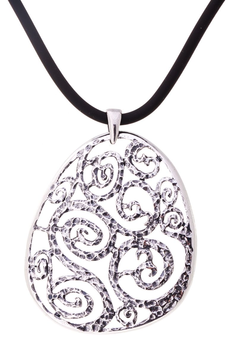 Кулон Jenavi Витраж. Узорио, цвет: серебристый. k432399039890|Колье (короткие одноярусные бусы) Кулон Jenavi Витраж. Узорио, цвет: серебристый. k432399039890|Колье (короткие одноярусные бусы)Оригинальный кулон Jenavi из коллекции Витраж. Узорио изготовлен из гипоаллергенного ювелирного сплава, с качественным покрытием из черненого серебра.