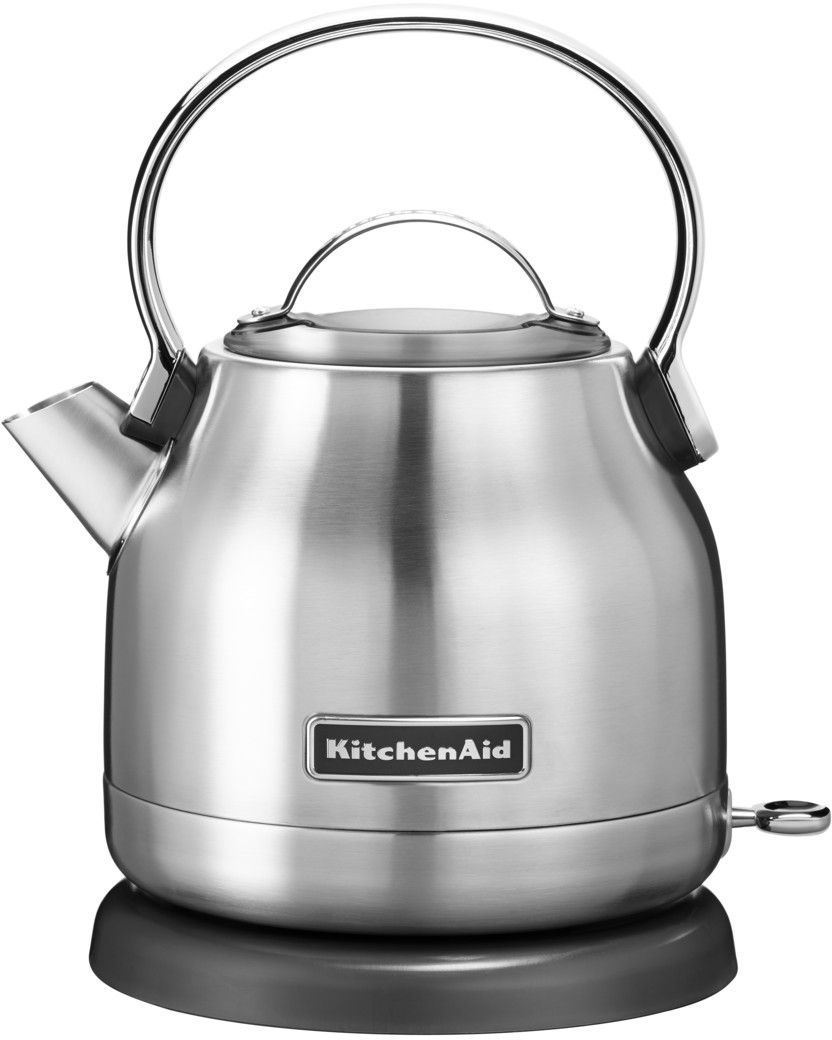 KitchenAid 5KEK1222ESX, Silver чайник электрический5KEK1222ESX KitchenAid 5KEK1222ESX, Silver чайник электрический5KEK1222ESXЭлектрический чайник KitchenAid 5KEK1222ESX объемом 1,25 л. - это стильная вещь, необходимая для идеальной чайной церемонии. Новый чайник удачно сочетает в себе ностальгическое очарование наплитных чайников, яркие фирменные расцветки и дает возможность насладиться всеми преимуществами электрического нагрева. - Быстро кипятит воду благодаря эффективному нагревательному элементу - Автоматически отключается и имеет защиту от включения без воды - На внутренней стенке чайника нанесена мерная шкала. - Широкое отверстие для наполнения водой. - Носик, предотвращающий стекание капель и брызги. - Съемный фильтр от накипи, для идеально чистой воды. - Удобная алюминиевая ручка с гладкой поверхностью и алюминиевая крышечка. - Оригинальная кнопка включения/выключения с диодной подсветкой делает управление чайником невероятно простым и комфортным. - Прочный корпус из нержавеющей стали порыт стекловидной эмалью, стойкой к сколам и царапинам. - Поворотная база на 360о с нишей для хранения шнура - Стильный, компактный дизайн идеален даже для небольшой кухни.