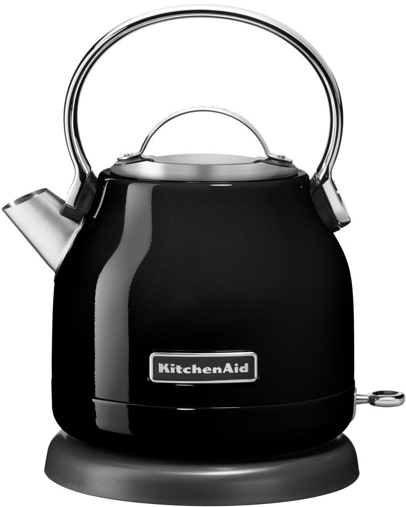 KitchenAid 5KEK1222EOB, Black чайник электрический5KEK1222EOB KitchenAid 5KEK1222EOB, Black чайник электрический5KEK1222EOBЭлектрический чайник KitchenAid 5KEK1222EOB объемом 1,25 л. - это стильная вещь, необходимая для идеальной чайной церемонии. Новый чайник удачно сочетает в себе ностальгическое очарование наплитных чайников, яркие фирменные расцветки и дает возможность насладиться всеми преимуществами электрического нагрева. - Быстро кипятит воду благодаря эффективному нагревательному элементу - Автоматически отключается и имеет защиту от включения без воды - На внутренней стенке чайника нанесена мерная шкала. - Широкое отверстие для наполнения водой. - Носик, предотвращающий стекание капель и брызги. - Съемный фильтр от накипи, для идеально чистой воды. - Удобная алюминиевая ручка с гладкой поверхностью и алюминиевая крышечка. - Оригинальная кнопка включения/выключения с диодной подсветкой делает управление чайником невероятно простым и комфортным. - Прочный корпус из нержавеющей стали порыт стекловидной эмалью, стойкой к сколам и царапинам. - Поворотная база на 360о с нишей для хранения шнура - Стильный, компактный дизайн идеален даже для небольшой кухни.