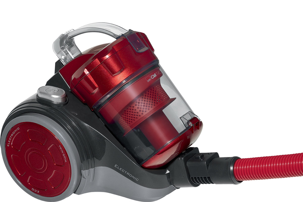 Clatronic BS 1302, Antrazit Red пылесосBS 1302 antrazit-rot Clatronic BS 1302, Antrazit Red пылесосBS 1302 antrazit-rotС такой мощностью, которой обладает Clatronic BS 1302 все волнения по поводу уборки исчезнут как таковые. Теперь нет нужды каждый раз тщательно вычищать ковры щетками с моющими средствами, с пылесосом Clatronic BS 1302 вам остается лишь поддерживать видимость порядка.Технология Eco-Cyclon Twin Spin и отсутствие мешка для сбора пылиобеспечивают постоянную высокую мощность всасывания.
