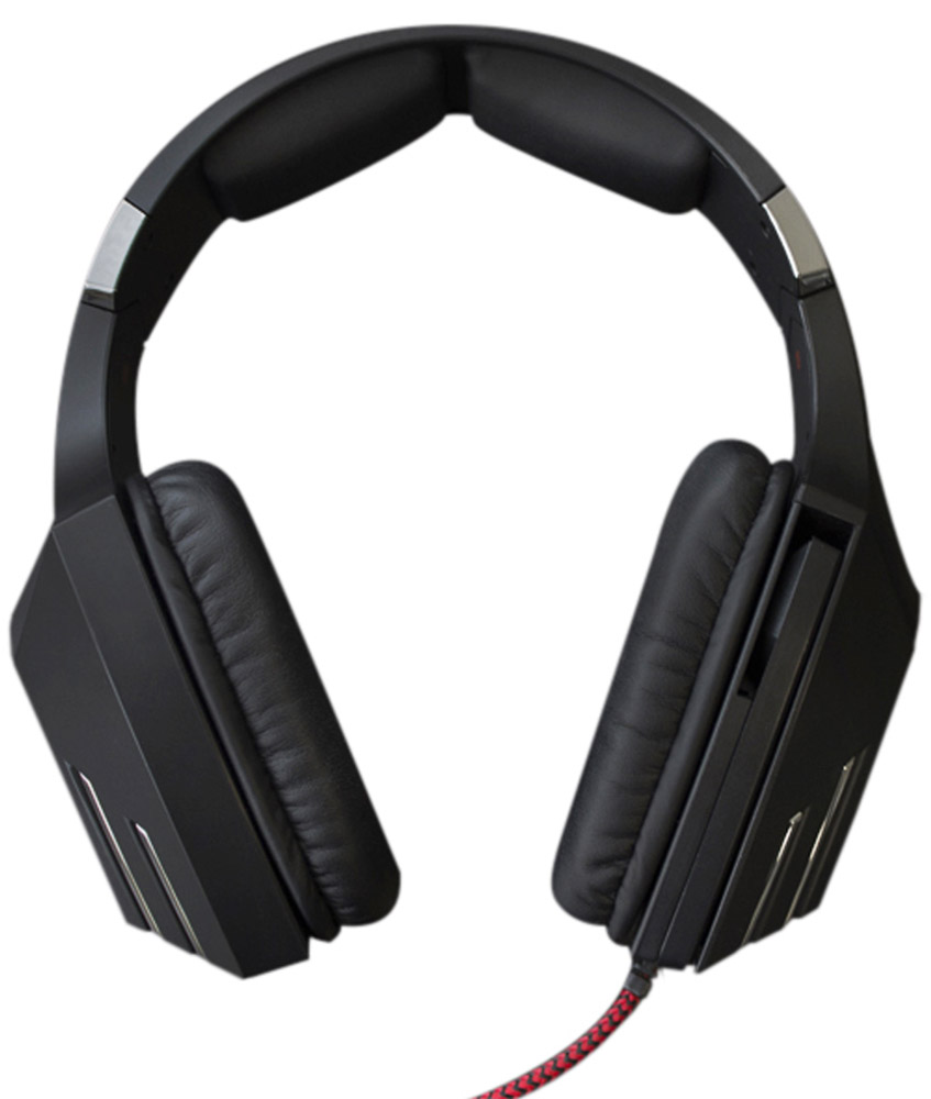 Qcyber Dragon 2, Black игровые наушникиQC-01-005DV01 Qcyber Dragon 2, Black игровые наушникиQC-01-005DV01Игровая гарнитура Qcyber Dragon Black предлагает пользователю насладиться всеми преимуществами виртуализированного звука 7.1. Восьмиканальная система пространственного звучания, обычно идущая в комплекте с дорогими зарубежными устройствами, теперь доступна каждому владельцу гарнитуры Qcyber Dragon Black. Побеждать с этой гарнитурой станет проще, потому что вы сможете точнее ориентироваться в виртуальном мире и слышать, с какой стороны к вам пытается подобраться противник. Звуковая карта, необходимая для виртуализации звука, установлена прямо в гарнитуру, остается только подсоединить Dragon к USB-разъему и установить драйвера!Микрофон Dragon – узконаправленный и имеет функцию шумоподавления, а это означает, что ваши соратники на другом конце провода будут слышать вас и только вас. Управление микрофоном осуществляется одним движением руки: для того, чтобы выключить его, достаточно просто повернуть держатель!