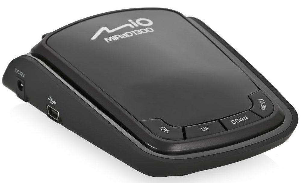 Mio MiRad 1300, Black радар-детекторMiRad 1300 Mio MiRad 1300, Black радар-детекторMiRad 1300Радар-детектор Mio MiRaD 1300 - это стильное электронное устройство, которое заблаговременно предупреждает о приближении к радарам различных частотных диапазонов. Максимально эффективно принимает частоты в диапазонах X, K, Ka, Ku, L, несмотря на компактные размеры. Режимы Город/Трасса позволяют менять чувствительность принятия сигнала в зависимости от типа трассы.Радар-детектор имеет высокую чувствительность, чтобы без промедления определить и предупредить приближение к радарному комплексу. Обнаружение комплексов Стрелка и Робот происходит без ложных срабатываний на другие излучатели в К-диапазоне, как например, системы автоматического открывания дверей в магазинах.