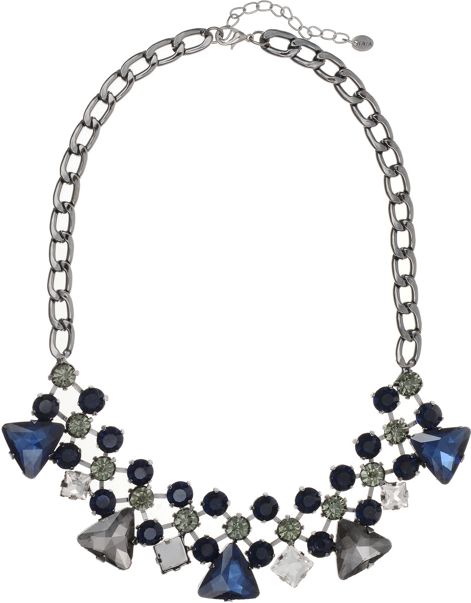 Колье Taya, цвет: серебристый, синий. T-B-8967Колье (короткие одноярусные бусы) Колье Taya, цвет: серебристый, синий. T-B-8967Колье (короткие одноярусные бусы)Колье выполнено из крупных цепей с удлиняющей цепочкой с замочком-карабином. Колье изготовлено в темном серебре, прозрачными и серо-зелеными кристаллами. Цепь имеет плоскую форму, в центре графическая решетка со стразами в кропановых закрепках.