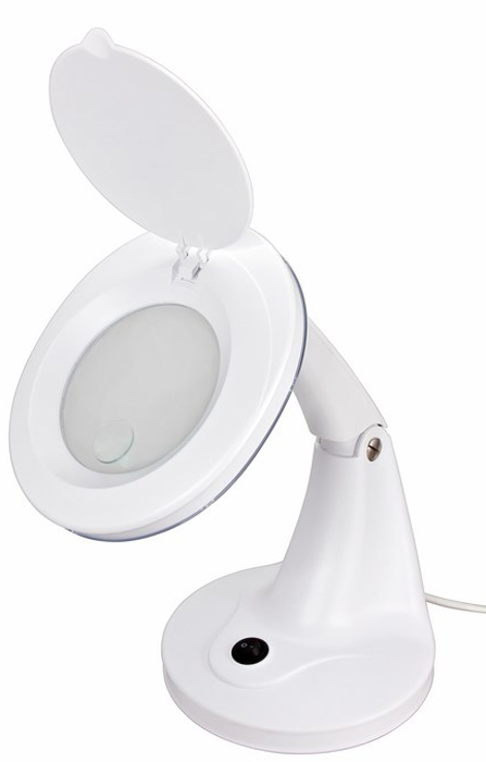 Лупа настольная малая 3Х +дополнительная 12Х с подсветкой 48 LED, белая Rexant31-0245 Лупа настольная малая 3Х +дополнительная 12Х с подсветкой 48 LED, белая Rexant31-0245Лупа настольная малая 3Х +доп.12Х с подсветкой 48 LED, белая REXANT предназначена для визуального увеличения различных мелких предметов или их фрагментов. Она используется в косметологии, в тату салонах, при выполнении ювелирных и радиомонтажных работ, при ремонте часов, в биологии и медицине, в швейном и вышивальном деле, для организации труда людей со слабым зрением, а также для других работ, где требуется дополнительное увеличение и подсветка рабочего поля. Такая оптическая система состоит из линзы, корпуса и бестеневой подсветки.ОСНОВНЫЕ ПРЕИМУЩЕСТВА:1. Линза изготовлена из стекла. Обеспечит наиболее четкое изображение с минимальным уровнем искажения;2. Бестеневая всесторонняя подсветка предмета. Возможна работа в условиях отсутствия внешнего освещения;3. Увеличенный срок службы. Достигается за счет использования светодиодной (LED) подсветки;4. Удобный эргономичный корпус, обеспечит хорошую устойчивость на поверхности;5. Экономия электроэнергии. Потребляет в рабочем состоянии 5Вт;6. Встроенный электронный блок управления, благодаря которому, лампа излучает ровный свет без мерцания;7. Откидная защитная крышка линзы. Защитит линзу от повреждения и пыли;8. Линза с трехкратным увеличением имеет область с 12-ти кратным увеличением. Это позволит детально рассмотреть фрагмент предмета.ТЕХНИЧЕСКИЕ ХАРАКТЕРИСТИКИ:- размер линзы: 100мм;- оптическая сила линзы: 3+12 диоптрий - 3D+12 (увеличение 1.75 раза + 7 раз);- источник света: 48 светодиодов (LED) расположенных по кругу;- потребляемая мощность подсветки: 5Вт;- цвет корпуса: белый;- напряжение питания: АС 220-240В, 50Гц;- размер коробки: 45x45x58см.Лупа с подсветкой REXANT необходима не только любому специалисту для выполнения работ с высокой точностью и безопасностью для клиента, но также она будет незаменимым прибором в быту.